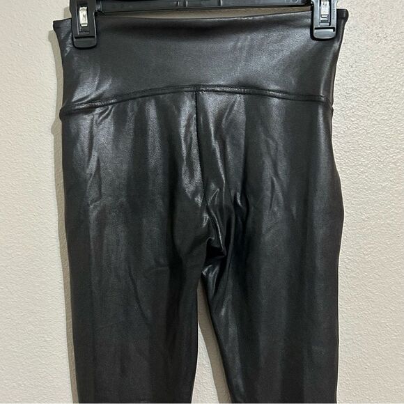 SPANX black faux leather leggings women's size medium - Picture 7 of 10